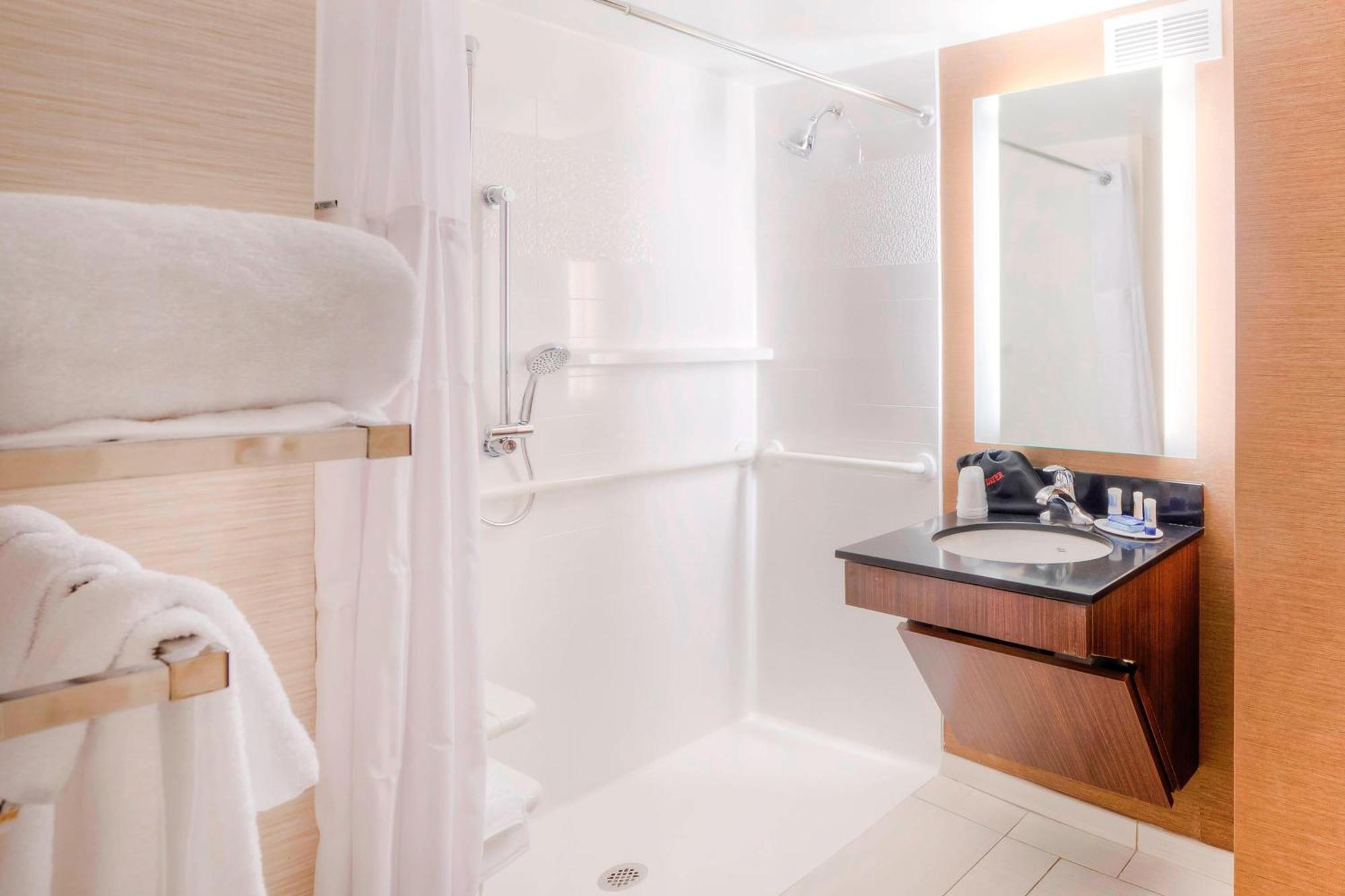 Fairfield Inn & Suites By Marriott Winston-Salem Downtown Екстериор снимка